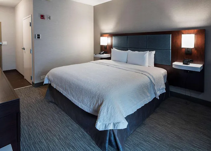 Hotel Hampton &