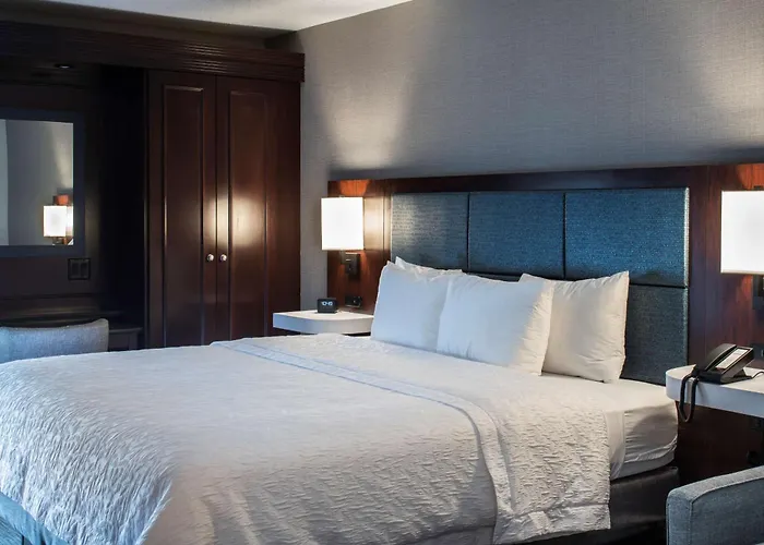 Hampton & Hotel Lincolnshire