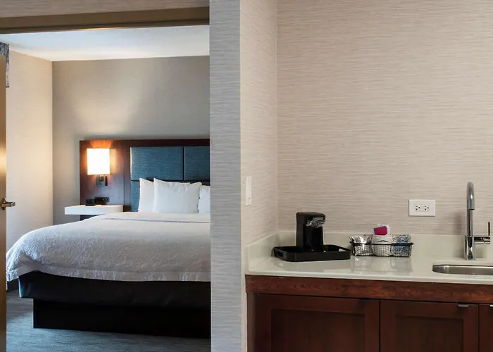 Hotel Hampton &
