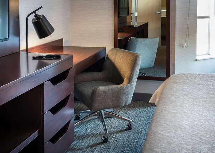 Hampton & Hotel Lincolnshire