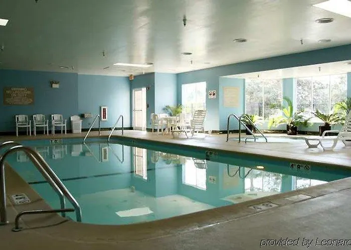 Hotel Hampton & 3*