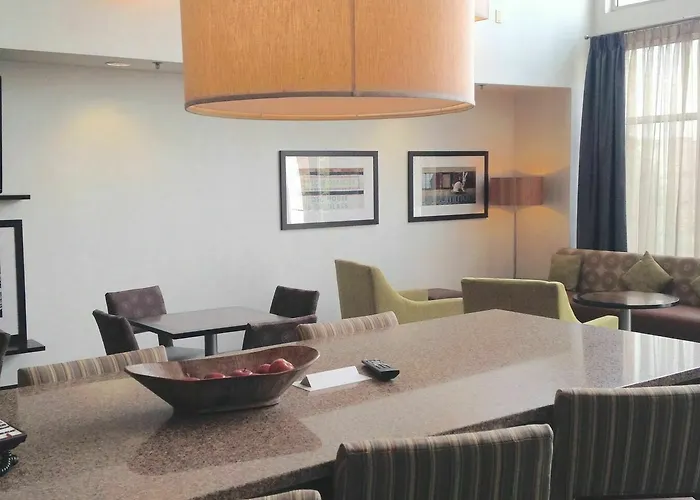 Hampton & Hotel Lincolnshire